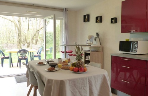 Plescop Apartment | Comfortable flat at the gates of Vannes