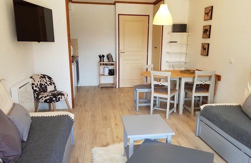 La Salle-les-Alpes Apartment | Comfortable duplex apartment renovated - 6 people - Close to ski slopes