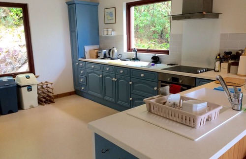 The Hebrides House | Comfortable Split Level 4 Bedroom House With Lovely Sea Views Out To Skye