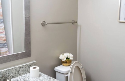 Huntsville Apartment | Comfortable Get Away