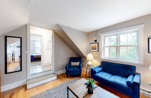 Castine Condo | Comfortable Getaway for Two w/Kitchenette - Right in the Heart of Downtown