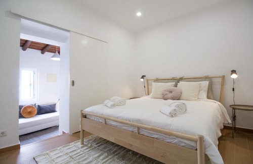 Castro Marim House | Comfortable getaway in Medieval Castro Marim
