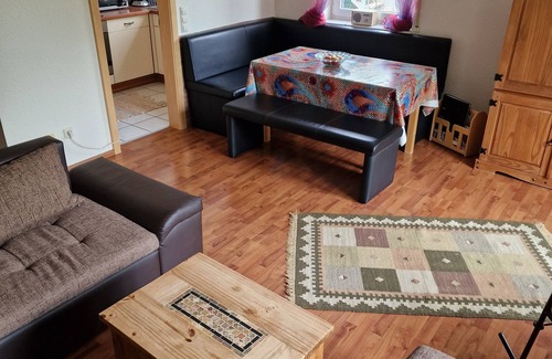 Reichartshausen Apartment | comfortable home in wonderful nature children and domestic animals welcome