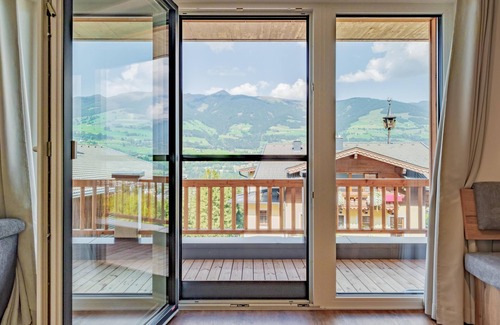 Mittersill Apartment | Comfortable holiday apartment with sun terrace