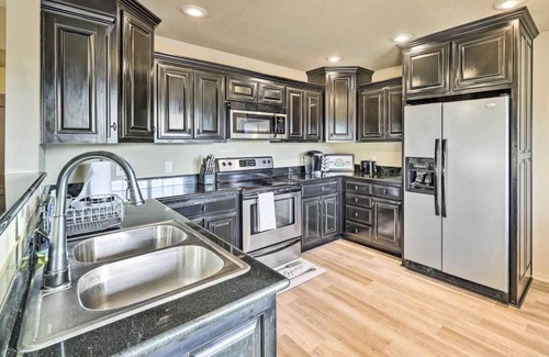 Bentonville - Fayetteville House | Comfortable Home in Springdale