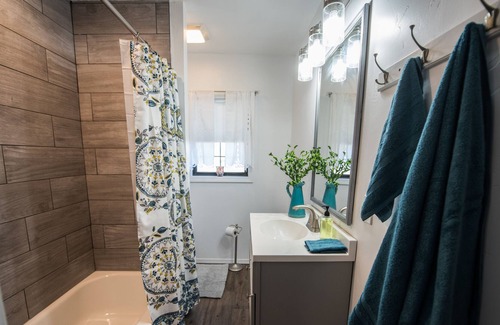 Miami House | Comfortable Home near Casinos and NEO.