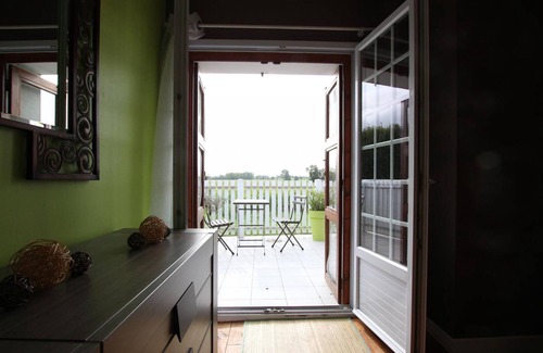 Huisnes-sur-Mer Cottage | Comfortable house with garden and pets allowed at the foot of Mont Saint-Michel