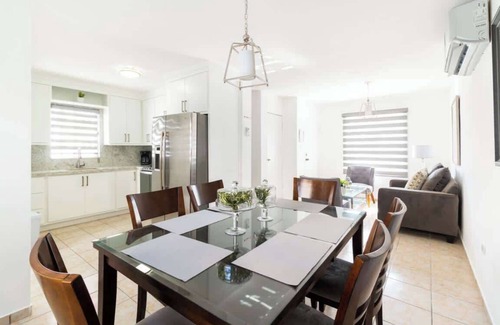 Hermosillo House | Comfortable House in Puerta Real, 3 Bedrooms with Pool