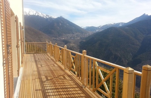 Rimplas Villa | Comfortable house in the mountains in the Mercantour doors