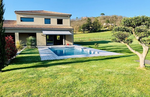 Montmeyran Villa | Comfortable house * with swimming pool