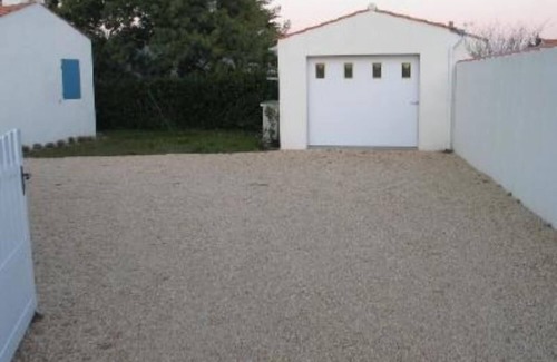 Barbatre House | Comfortable house with nice garden between sea and forest, all on foot!