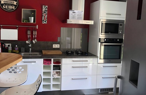 Carpentras Cottage | COMFORTABLE INDIVIDUAL GITE - MONT VENTOUX - LUBERON - AVIGNON - SPLASHWOR