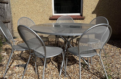 Bedford House | Comfortable King Bed*Parking*Contractors*Families