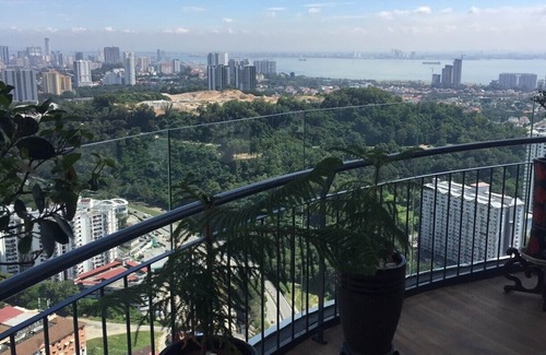 Gelugor Apartment | COMFORTABLE LIVING - COMFORTABLE AND COZY SPACE FOR YOU & FAMILY