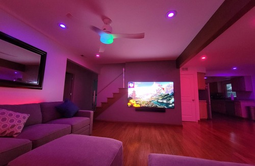 Strongsville House | Comfortable long stay in stylish place