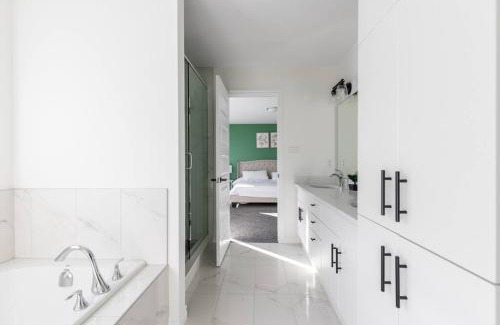 London House | Comfortable Lux, Sleeps 10, PingPong, Movie Room