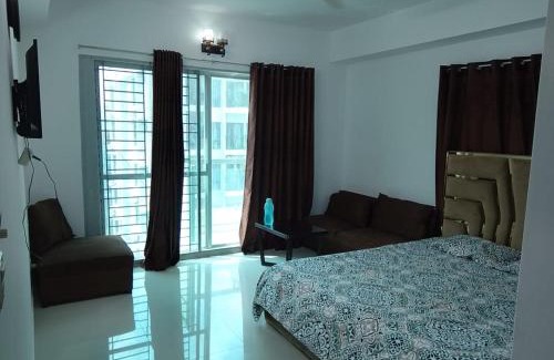 Dhaka House | Comfortable Master bedroom for stay