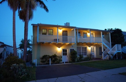 Ventura Apartment | Comfortable Midtown One Bedroom apartment,