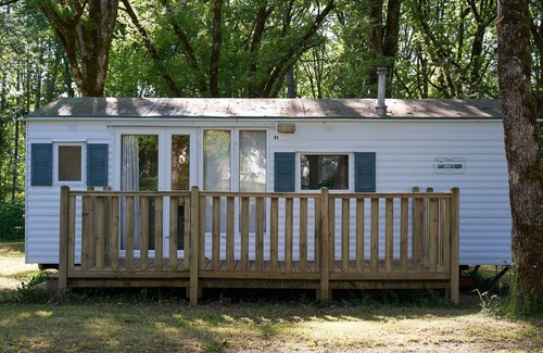 Payrac House | Comfortable mobile home in a quiet, natural campsite near rocamadour