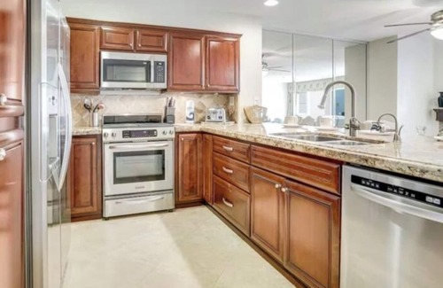 Oceanside Condo | Comfortable, modern condo located steps from the beach!