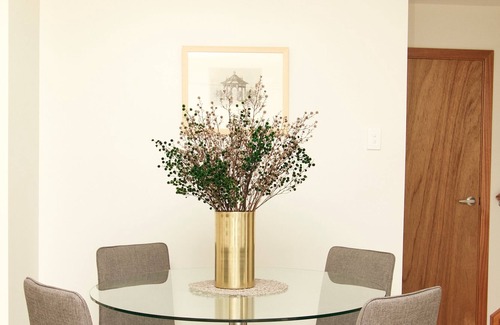 Shortland House | Comfortable Modern Townhouse 4