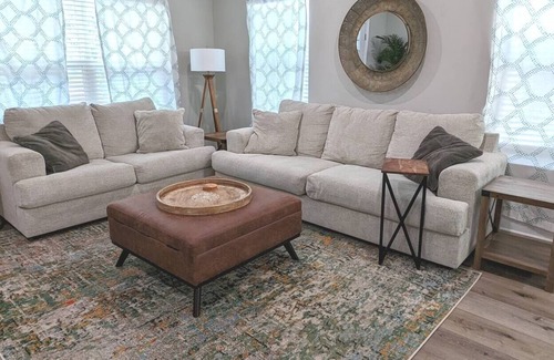 Panama City House | Comfortable, modern, spacious, pet-friendly home