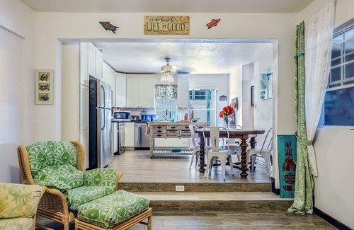 Las Croabas Villa | "Comfortable, modernized 5BR 4BA Home with an amazing Ocean View and breeze!