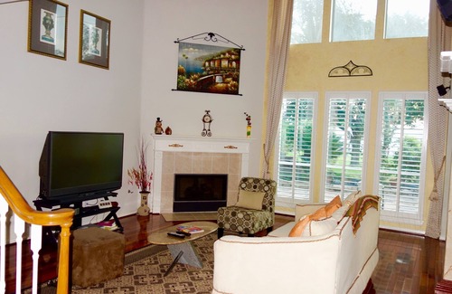 Katy House | Comfortable newly painted home/pet frendly