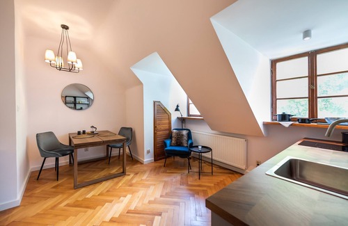 Nowe Miasto Apartment | Comfortable Old Town Apartment