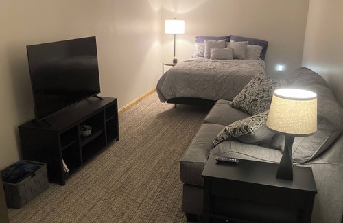 Hudson House | Comfortable Private room with bathroom and kitchenette.
