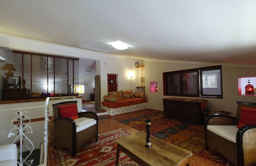 Envendos House | Comfortable villa with stunning views, well located, quiet 6/8 people, swimming pool.