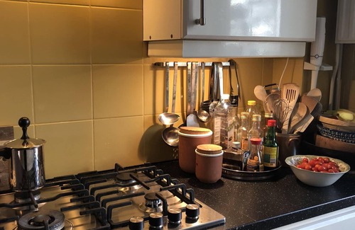 Oud-Zuid Apartment | Comfortable Romantic in high end area, very near to Van Gogh- and Rijksmuseum