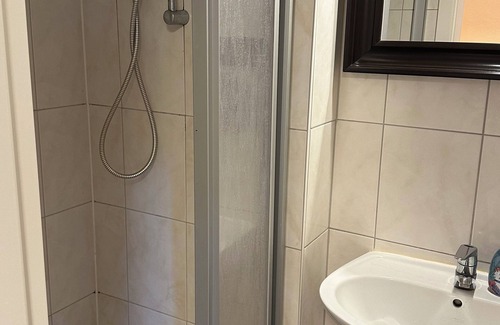 Quickborn Hotel | Comfortable room near Hamburg Airport
