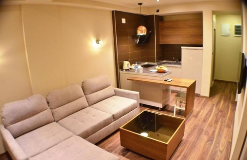 Centar House | Comfortable Room with Free Breakfast | Just Minutes from Skopje Fortress