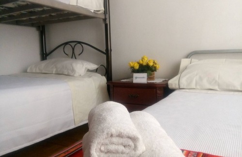 Miraflores Bajo Bed & Breakfast | COMFORTABLE ROOMS CENTRO HISTORICO DE QUITO