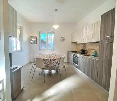 Moneglia Apartment | COMFORTABLE SEA HOLIDAYS AND WALKS