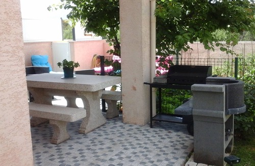Calenzana House | Comfortable semi-detached villa 80m2 on the calenzana road, 5 km from the sea.