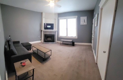 Granite City House | Comfortable SF home Granite City