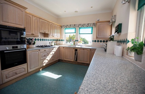Kelso House | Comfortable spacious bungalow in a beautiful rural setting close to Kelso.