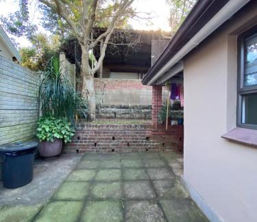 Berea Apartment | Comfortable Spacious Garden Cottage