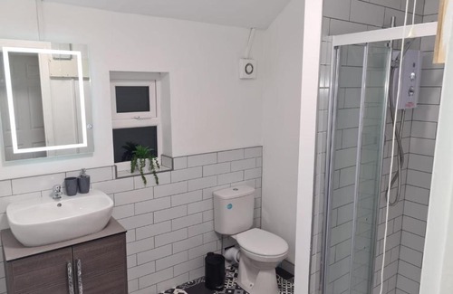 Long Eaton Apartment | Comfortable Stay