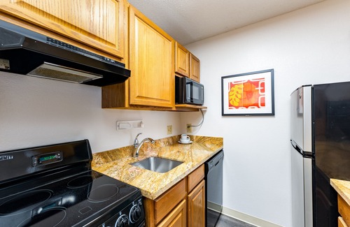 George Bush Park/Eldridge Apartment | Comfortable Stay in Houston's Energy Corridor