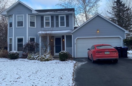 West Henrietta House | Comfortable Suburban House