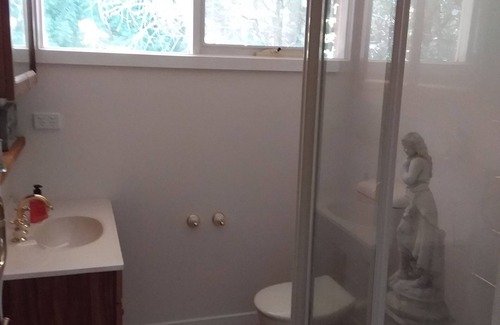 Woodend North Bed & Breakfast | Comfortable suite of rooms with its own private entrance.
