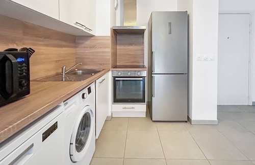 Saint-Roch Apartment | Comfortable T2 of 40m2 quiet area in Nice. Close to all amenities and transport.