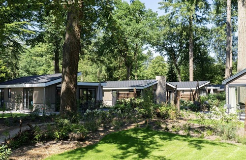 Maarn House | Comfortable tent lodge with veranda