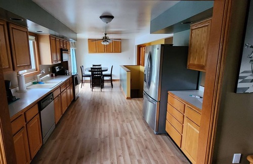 Salem House | Comfortable three Bedroom Ranch