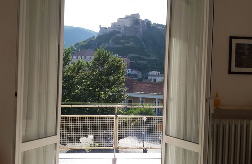 Finalborgo Apartment | Comfortable Three-room apartment for 4+1 people suitable for Families and Bikers IT009029C2Y6YFKMBG