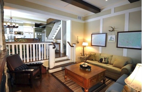 Baysville House | Comfortable Townhouse in beautiful Muskoka resort