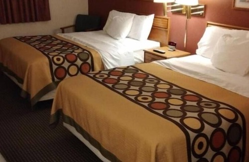 Wautoma Hotel | Comfortable Unit Close to Mount Morris & Local Restaurants